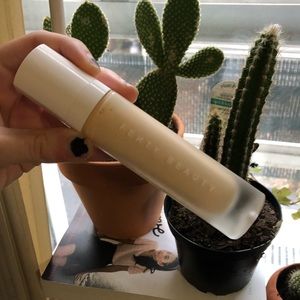 FENTY BEAUTY FOUNDATION 140